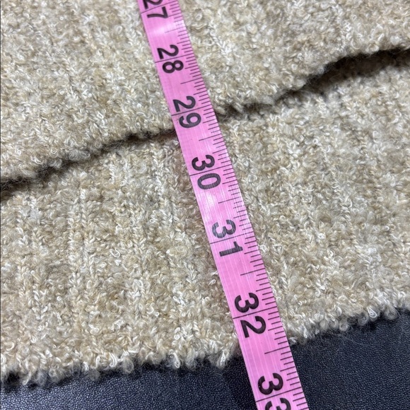 GAP Wool Blend Oversized Loose neck turtleneck,extended back hemline,soft/cozy - Picture 10 of 10